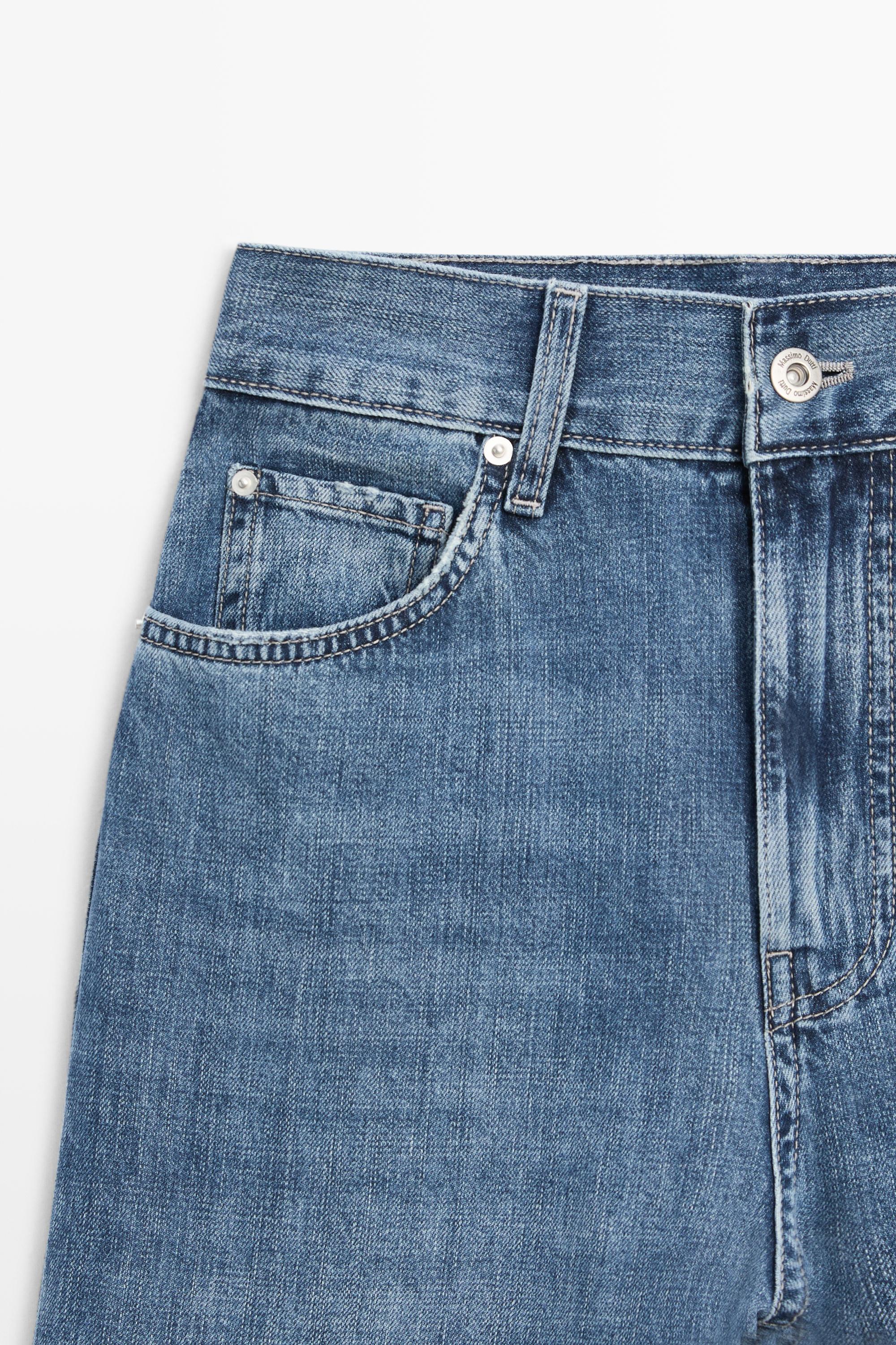 High-waist wide-leg jeans